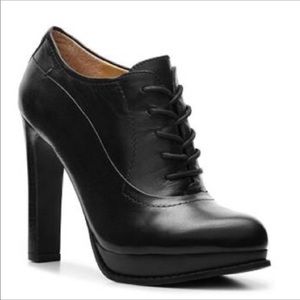 Nine West sizzle lace up oxford heels booties 8